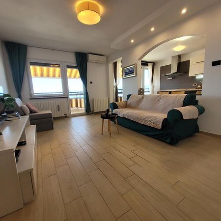 Apartment Karla Rijeka Exterior foto
